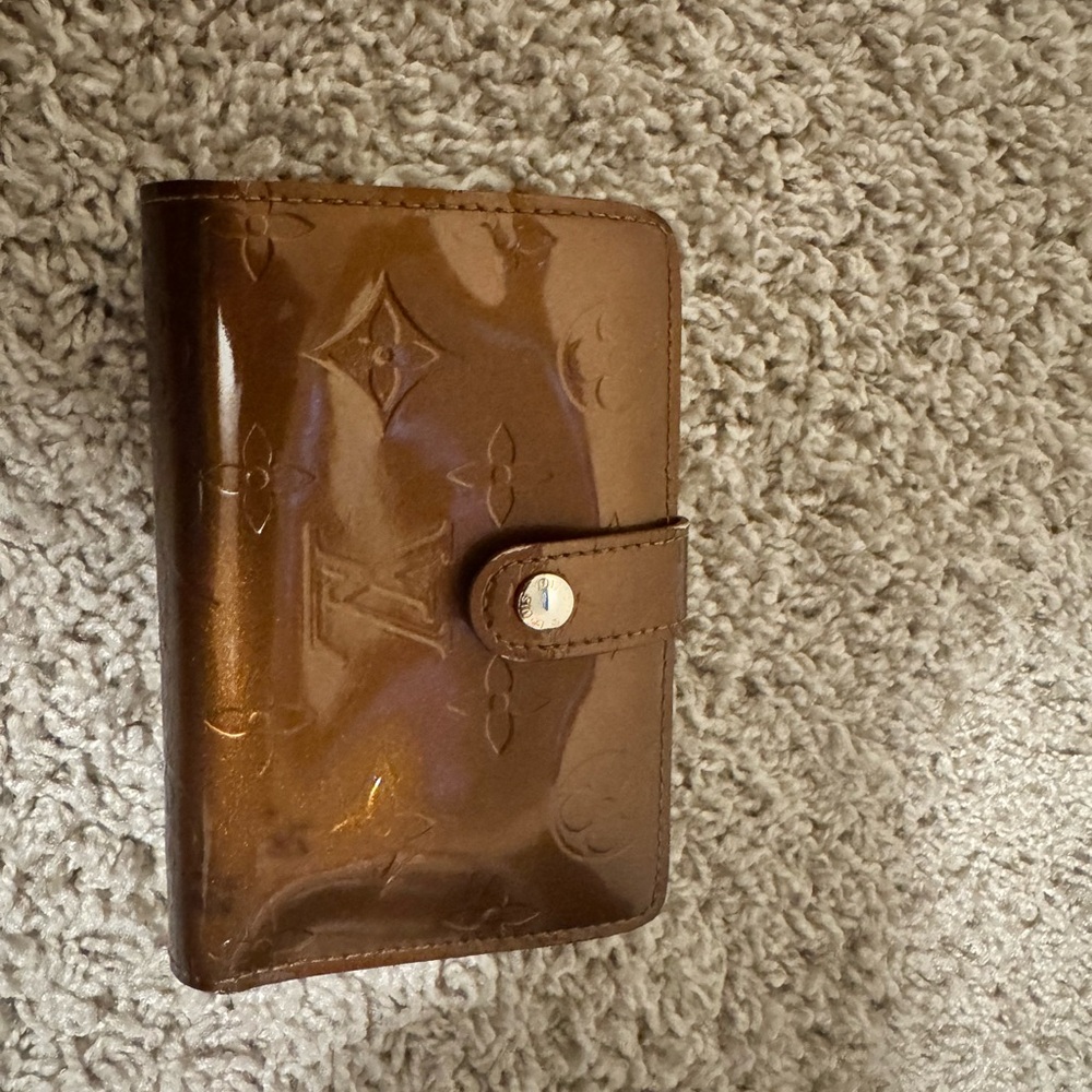 Authentic Louis Vuitton Kiss Lick Glossy Brown Monogram Wallet